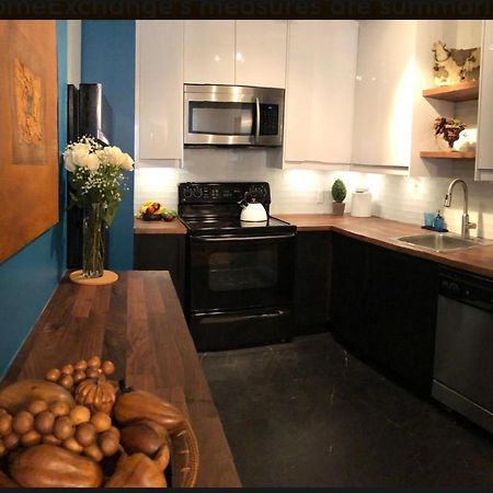 Le P'Tit Cousin Apartamento Montreal Exterior foto