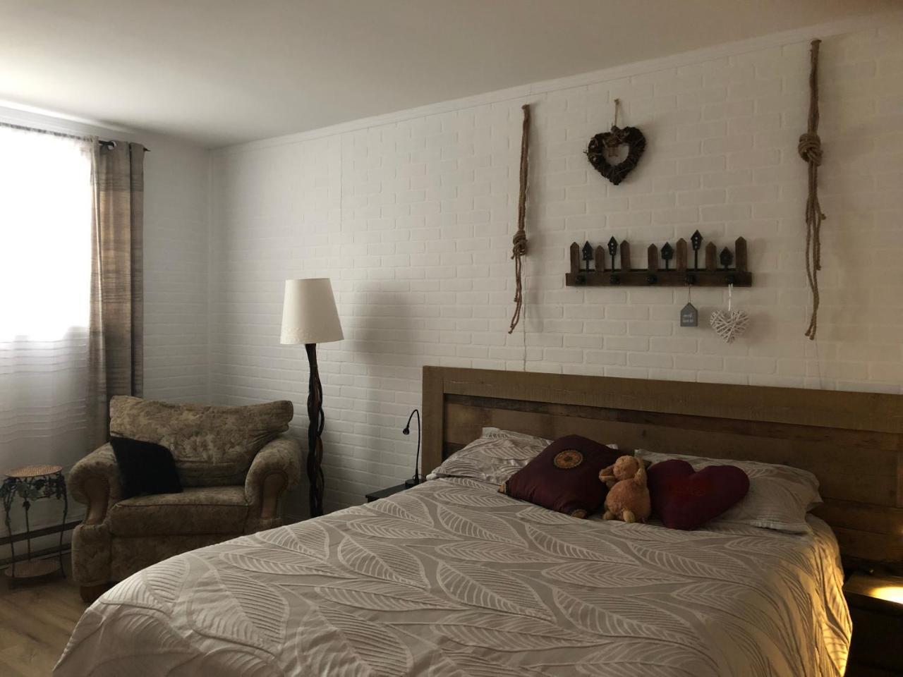 Le P'Tit Cousin Apartamento Montreal Exterior foto